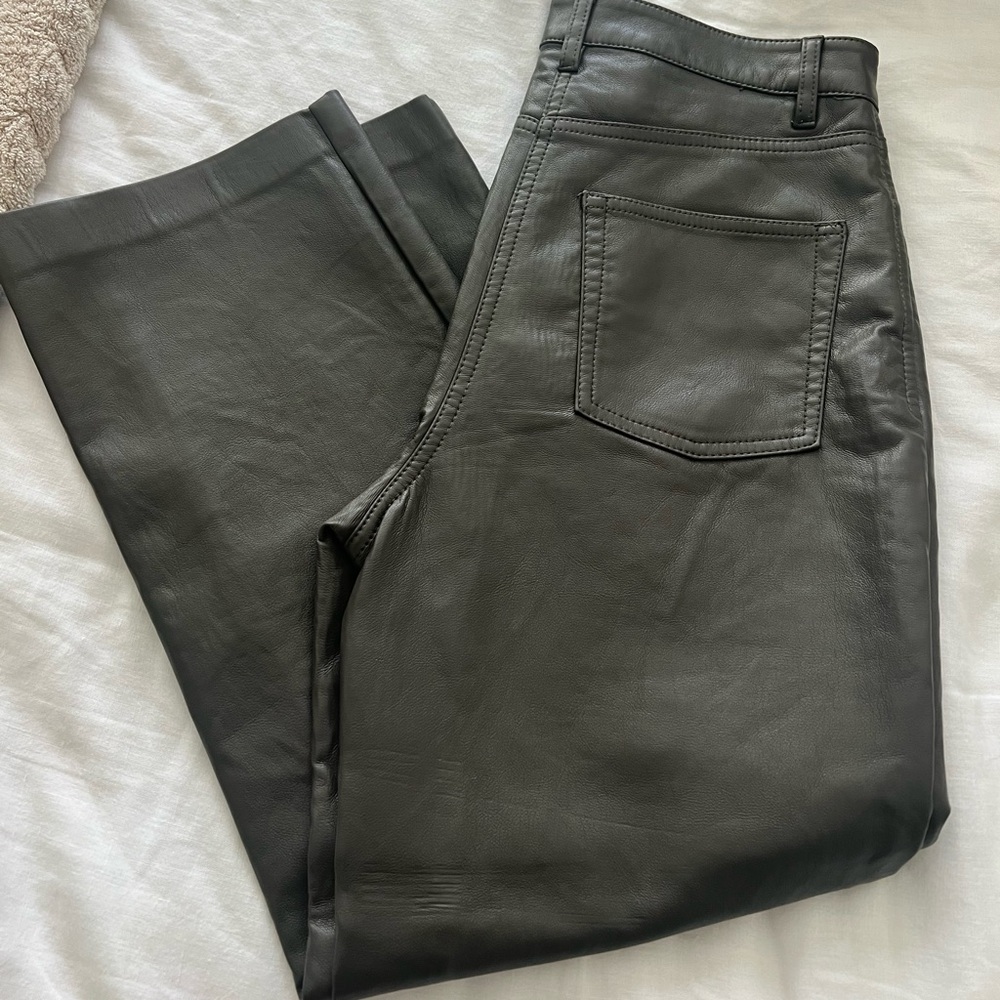 Aritzia CROPPED Melina Dark Olive pants